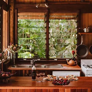 Lodge The Canopy Rainforest Treehouses & Wildlife Sanctuary, Tarzali